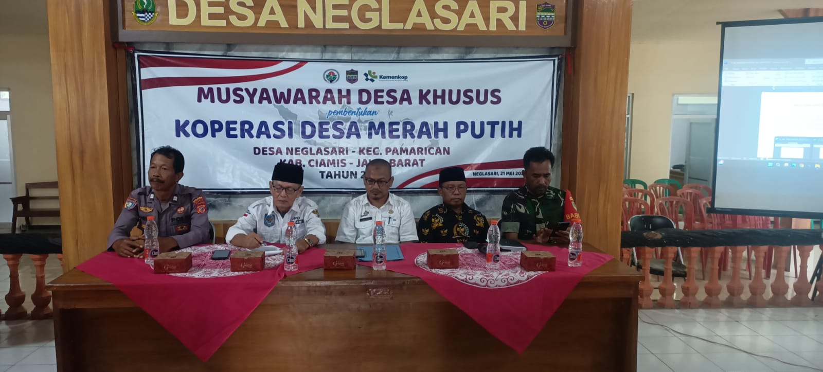 PEMBENTUKAN KOPDES MERAH PUTIH