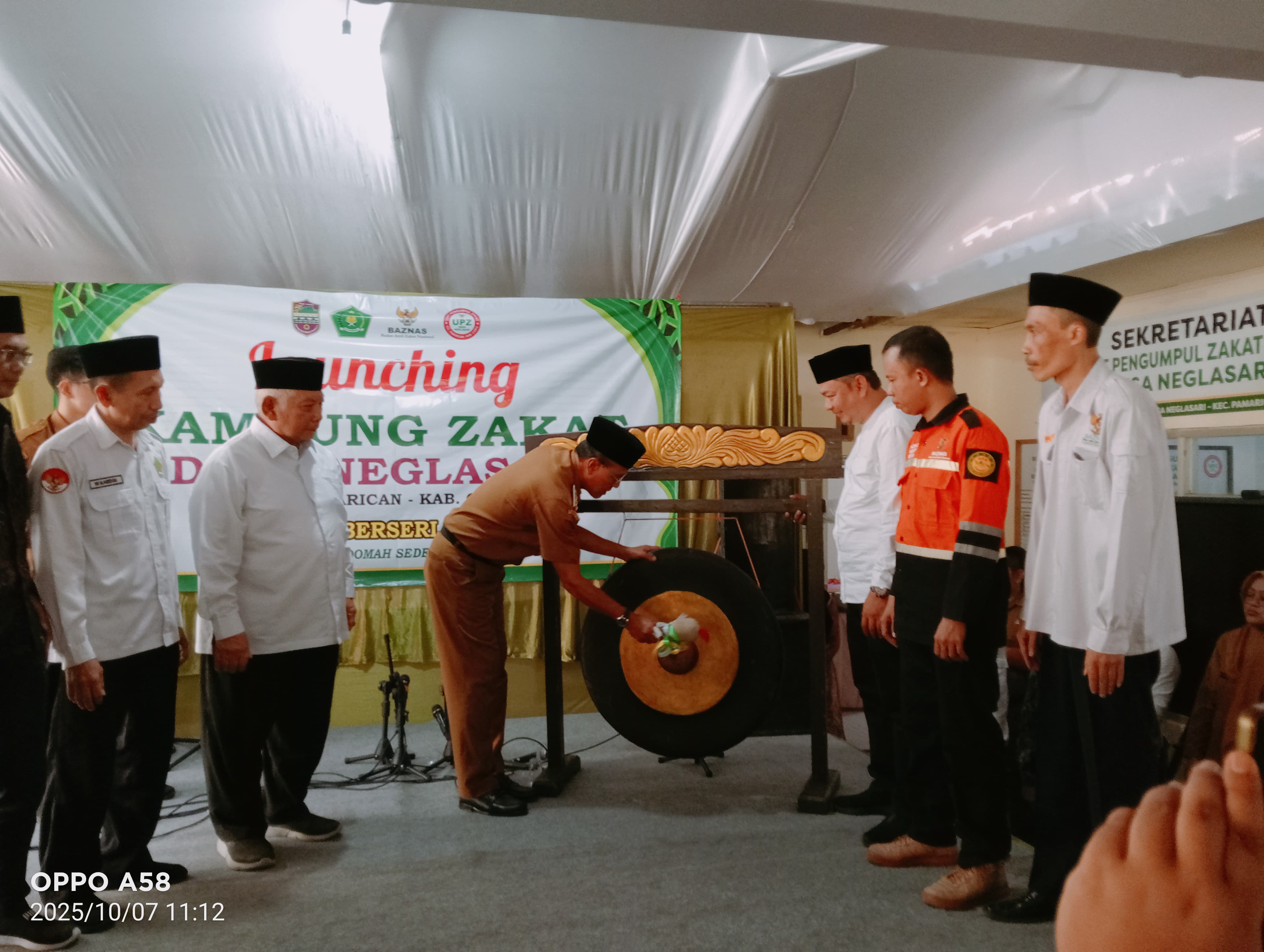 DESA NEGLASARI DITETAPKAN SEBAGAI KAMPUNG ZAKAT